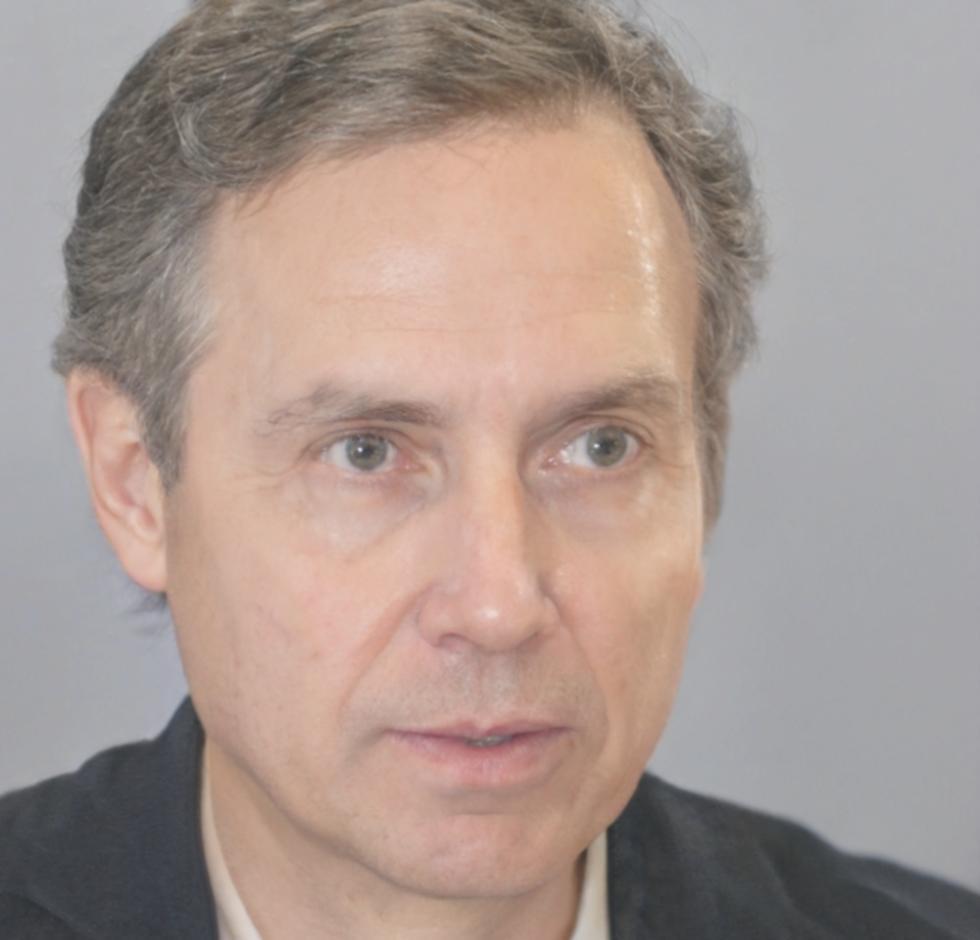 Владислав Семёнов